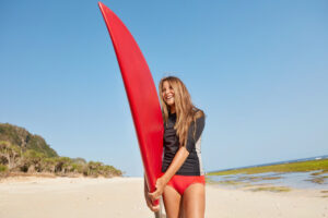 La surfeuse blonde