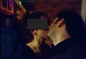 Comment draguer dans un bar ou en boîte