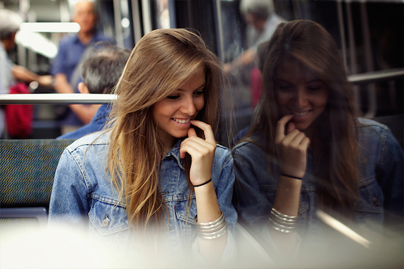 aborder une fille dans les transports
