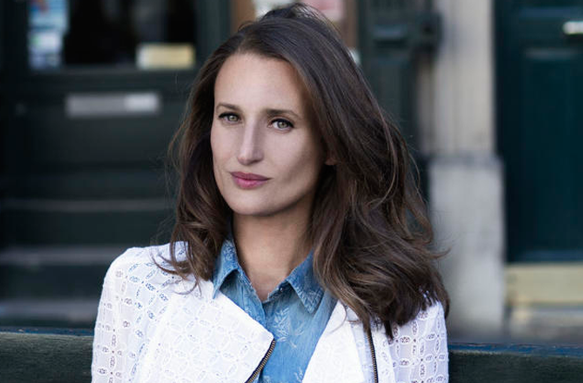 Reconnaitre Une Femme Qui Vous Garde Sous Le Coude Reconnaître une profiteuse : les 7 signes qu'une fille se fiche de vous