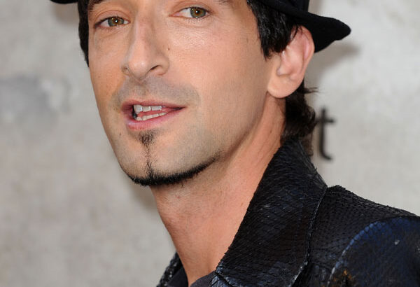 homme moche mais attirant