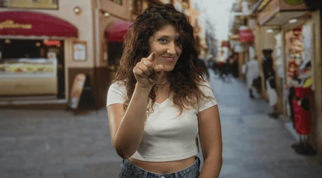 elle veut que tu la dragues oui